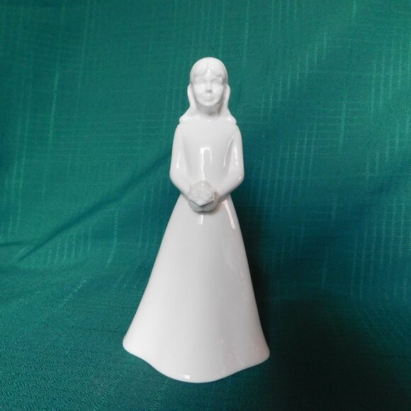 Coalport Moments in Time The Bridesmaid (2003) new in box - Picture 2 of 10